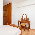Noni Large Private Pool Ac Wifi * Polis