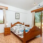 Noni Large Private Pool Ac Wifi
