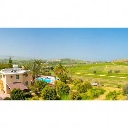 Noni Large Private Pool Ac Wifi Vila