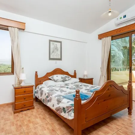 Noni Large Private Pool Ac Wifi